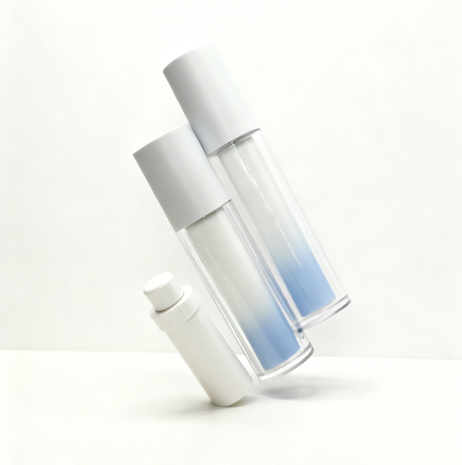 Refillable airless pump bottle packaging closeup details