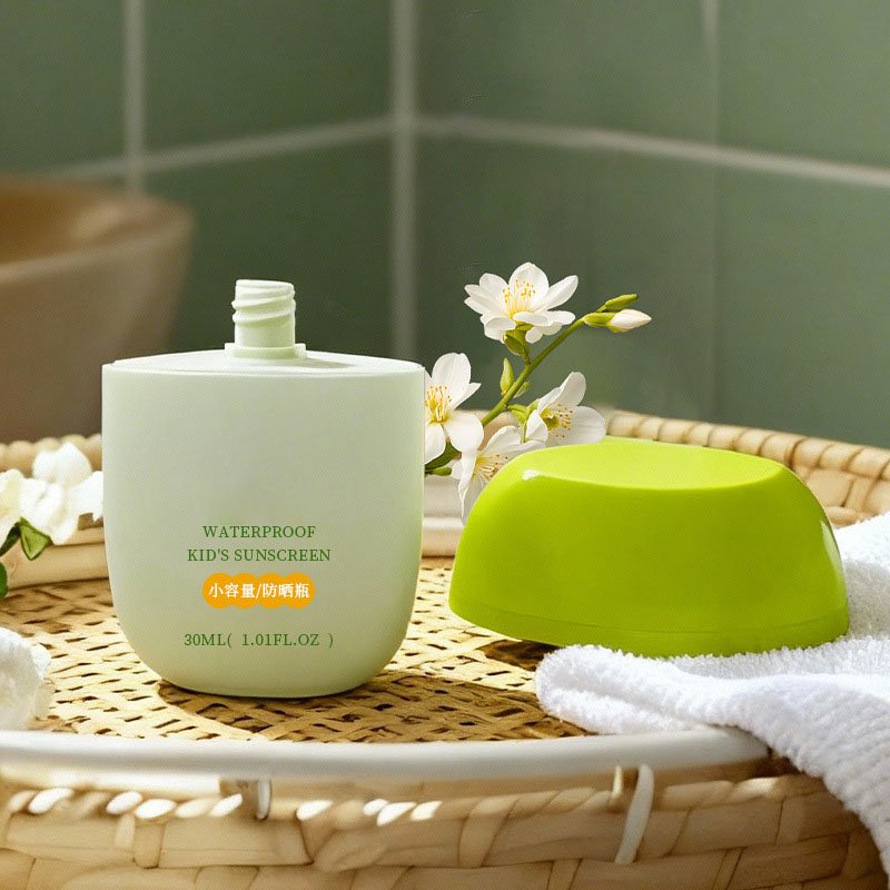 Refillable sunscreen bottle packaging solution for sustainable skincare product lines