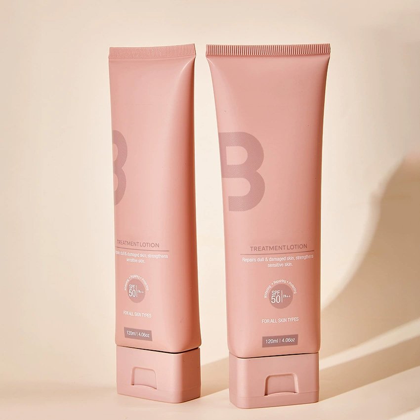 Square plastic cosmetic tube packaging with modern design for beauty products
