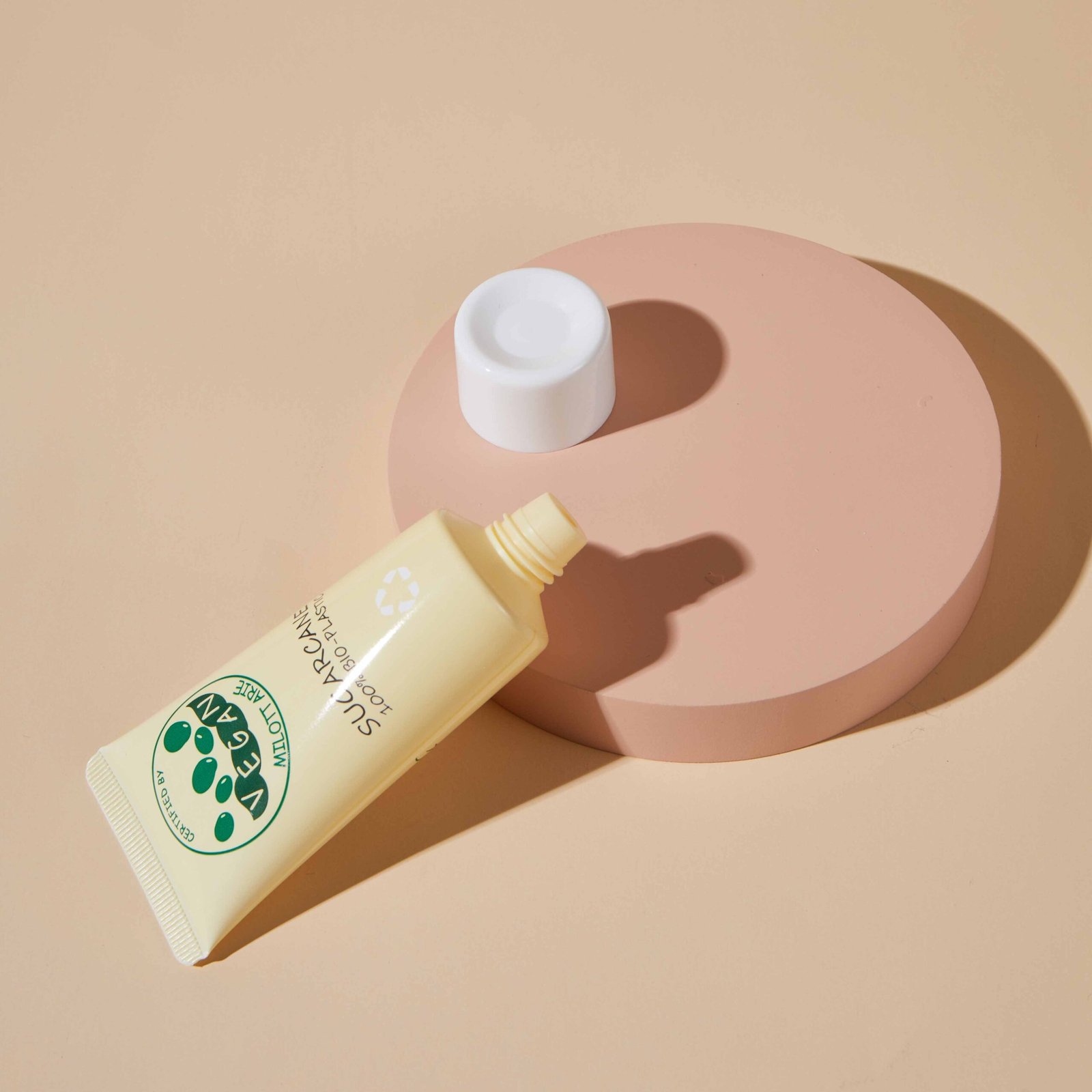 Sugarcane cosmetic tube packaging nozzle details